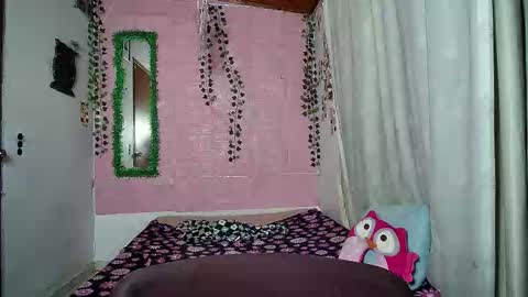 paula online show from March 16, 5:44 am