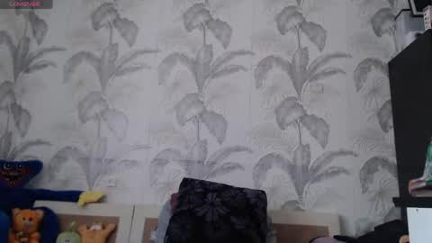 CamDiva1 online show from May 19, 1:23 am