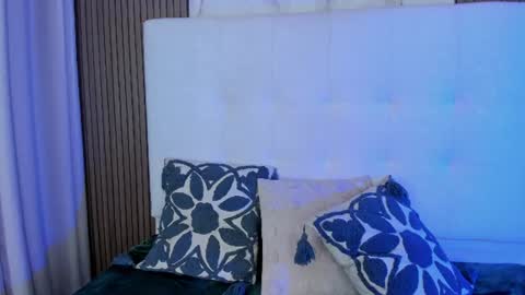 cami_adamss online show from July 3, 11:38 am