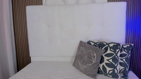 cami_adamss online show from May 19, 11:50 am