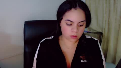 Snapshot of cami_bunnygirlx chatting on September 27, 6:53 am CAMI online show from September 27, 6:53 am