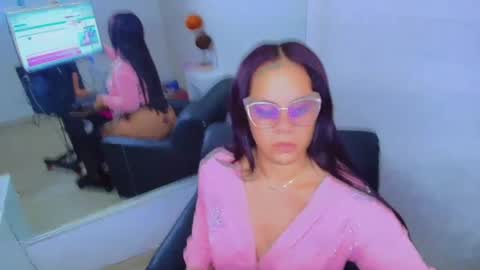 Snapshot of cami_bunnygirlx chatting on September 20, 5:39 am CAMI online show from September 20, 5:39 am