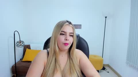 Camila online show from February 20, 6:06 am