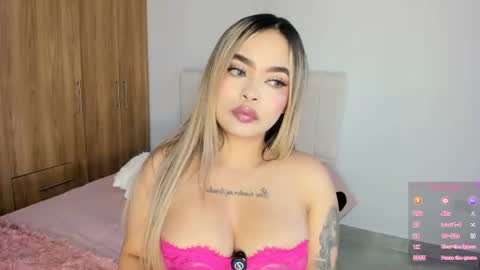 camijhonss online show from June 14, 11:10 am
