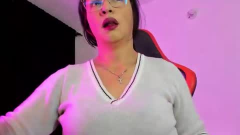 camila_bj online show from June 16, 5:08 am