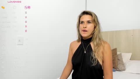 camila Borbon online show from January 10, 7:51 pm