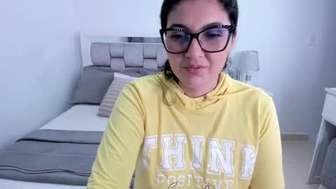 Camila buitrago online show from May 24, 12:42 am