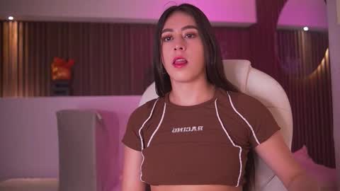 camila_martinez9 online show from March 6, 12:00 pm