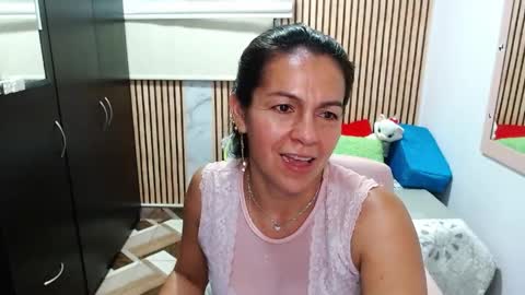 Camila Vargas online show from May 16, 12:13 am