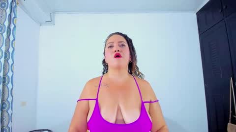 camilaa foxxx online show from October 31, 7:40 pm