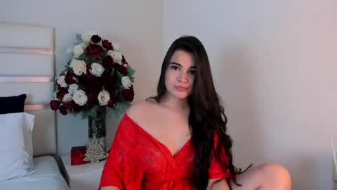 Snapshot of camilasofiia chatting on January 2, 7:40 pm Camila online show from January 2, 7:40 pm