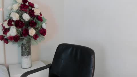 Snapshot of camilasofiia chatting on December 7, 11:12 pm Camila online show from December 7, 11:12 pm
