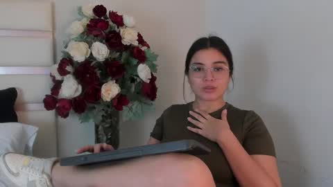 Snapshot of camilasofiia chatting on December 13, 8:47 pm Camila online show from December 13, 8:47 pm