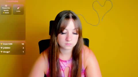Camilla online show from August 4, 9:15 am