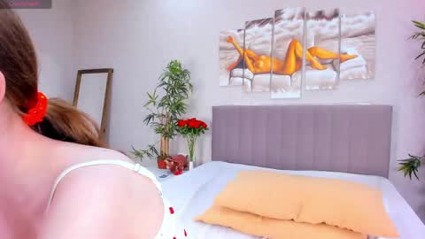 Camilla online show from May 12, 1:14 am