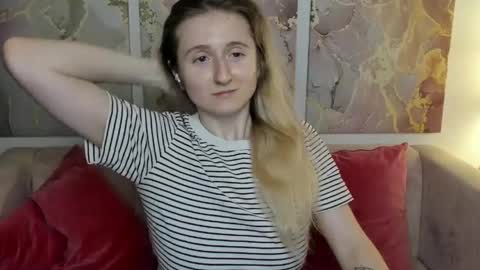 camilladreamer online show from April 29, 6:24 pm