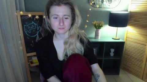 camilladreamer online show from May 22, 12:47 pm