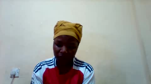 camillah_sweet online show from May 16, 5:21 am