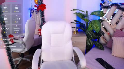 Camille online show from December 18, 11:02 am