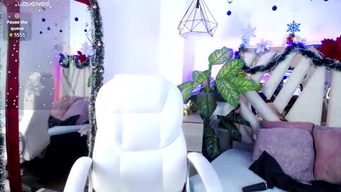 Camille online show from December 19, 10:18 am