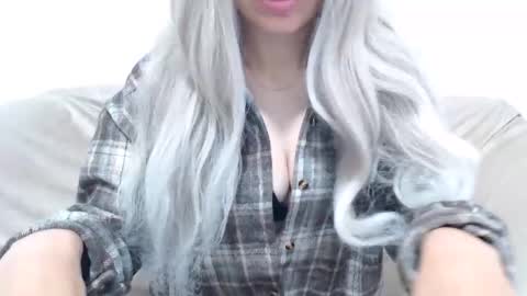 CamilleBunny online show from May 12, 2:20 am