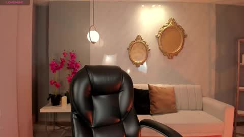  Candanse R  online show from October 9, 9:19 pm