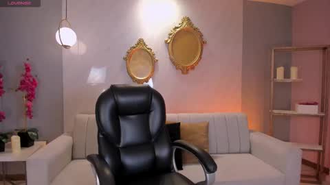  Candanse R  online show from October 8, 8:57 pm