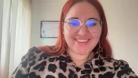 candy_amallia online show from April 3, 9:18 am