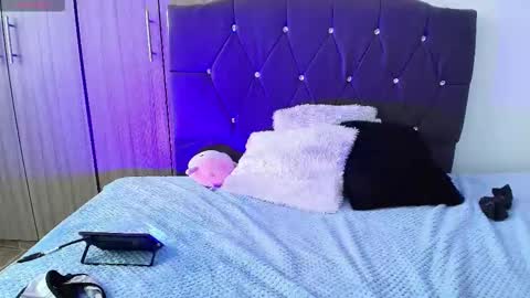 Snapshot of candy_blissx chatting on September 24, 12:04 pm candy_blissx online show from September 24, 12:04 pm