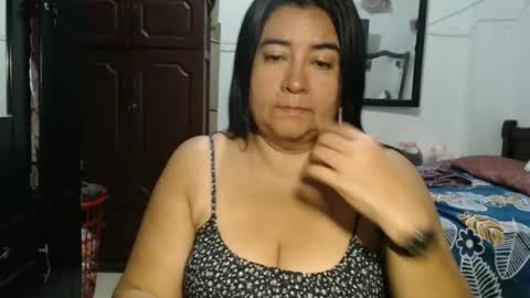 lucy online show from February 4, 12:02 am