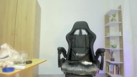 Nickol online show from January 7, 9:40 pm