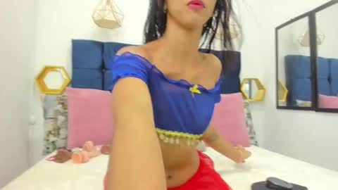 Snapshot of candy_hotsexxxx chatting on October 18, 12:14 am candy_hotsexxxx online show from October 18, 12:14 am