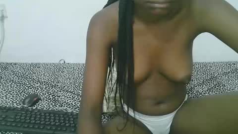 Lisa online show from May 7, 3:44 am