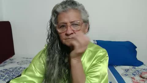 candy online show from May 10, 1:51 am