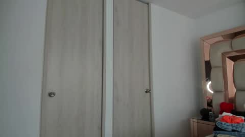 Snapshot of candy_sam28 chatting on January 10, 5:02 pm samantha online show from January 10, 5:02 pm