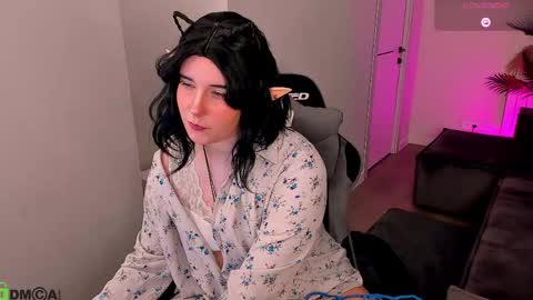 Mary online show from March 6, 1:34 am