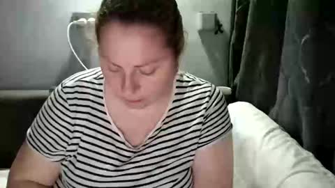 Laura online show from January 30, 6:21 pm