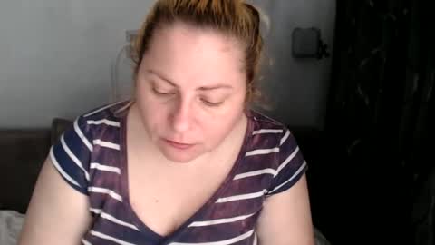 Laura online show from February 14, 10:17 am