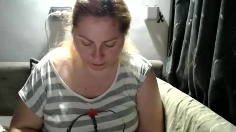 Laura online show from February 5, 12:31 am