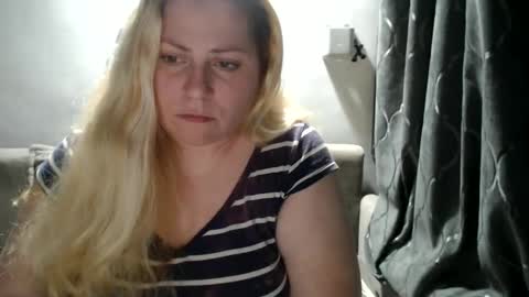 Laura online show from February 15, 12:15 am