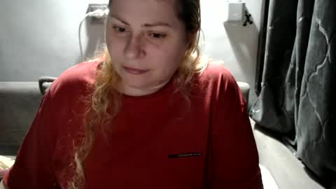 Laura online show from February 22, 7:43 pm