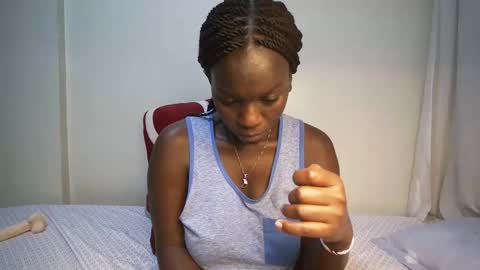candycurly_ online show from February 16, 12:43 am