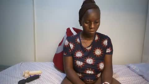 candycurly_ online show from February 11, 12:17 am