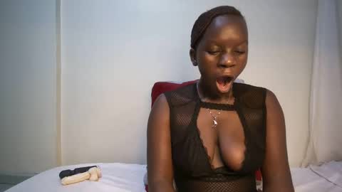 candycurly_ online show from February 6, 1:05 am