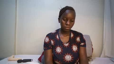 candycurly_ online show from February 4, 10:54 am