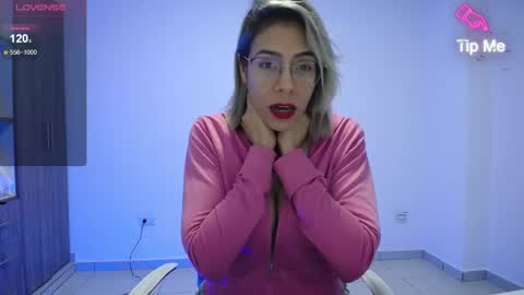 Candy Dowson online show from January 4, 10:49 am