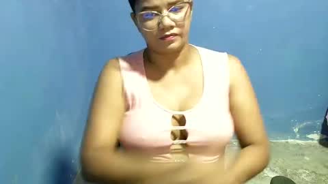 Snapshot of candyflowerlub chatting on February 27, 4:31 am candyflowerlub online show from February 27, 4:31 am