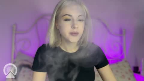 Snapshot of candyhannah chatting on September 30, 4:56 pm You can call me HH online show from September 30, 4:56 pm
