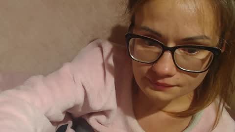 Snapshot of candylady13 chatting on October 15, 8:33 pm say meow and send tips online show from October 15, 8:33 pm