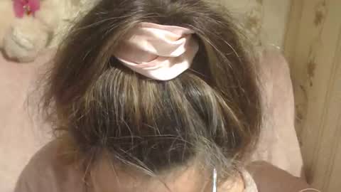 say meow and send tips  online show from November 21, 6:21 pm